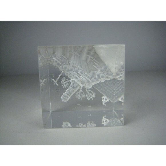 Vintage Cube Lighthouse Dekel Vintage 1978 Clear Acrylic Sculpture Paperweight - Picture 12 of 16
